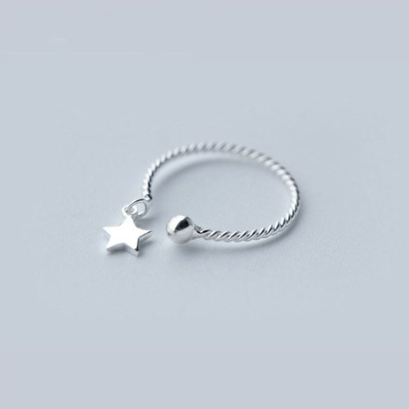 Minimalist 925 Sterling Dainty Star Ring - Picture 2 of 3